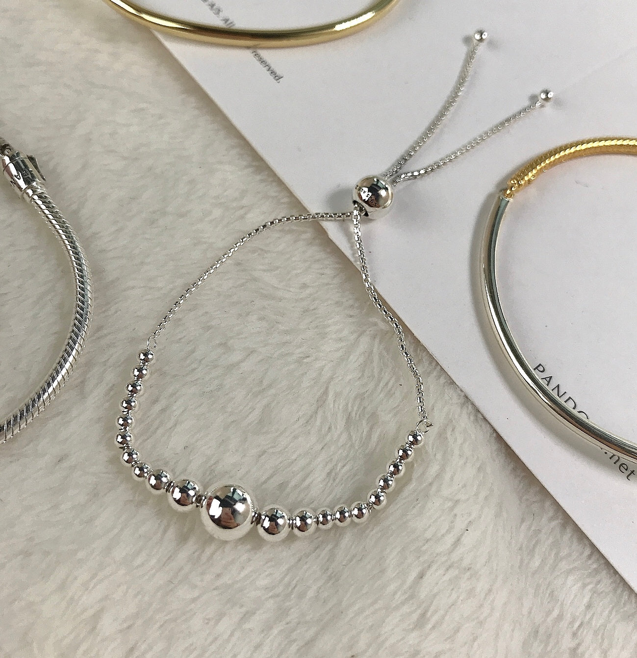Pulseira Cordão Esferas