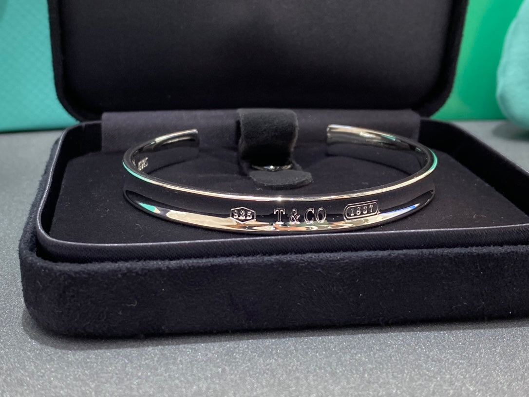 Pulseira 1837