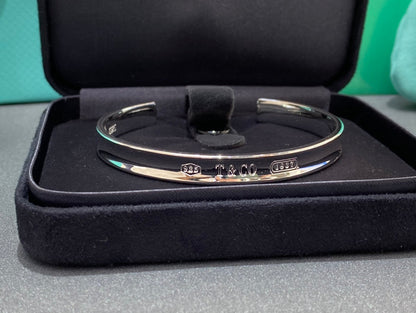 Pulseira 1837